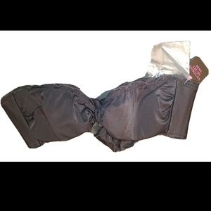 Victoria’s Secret size medium black strapless bakini top